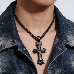 𝐂𝐡𝐫𝐨𝐦𝐞 𝐡𝐞𝐚𝐫𝐭 Black Gold Necklace